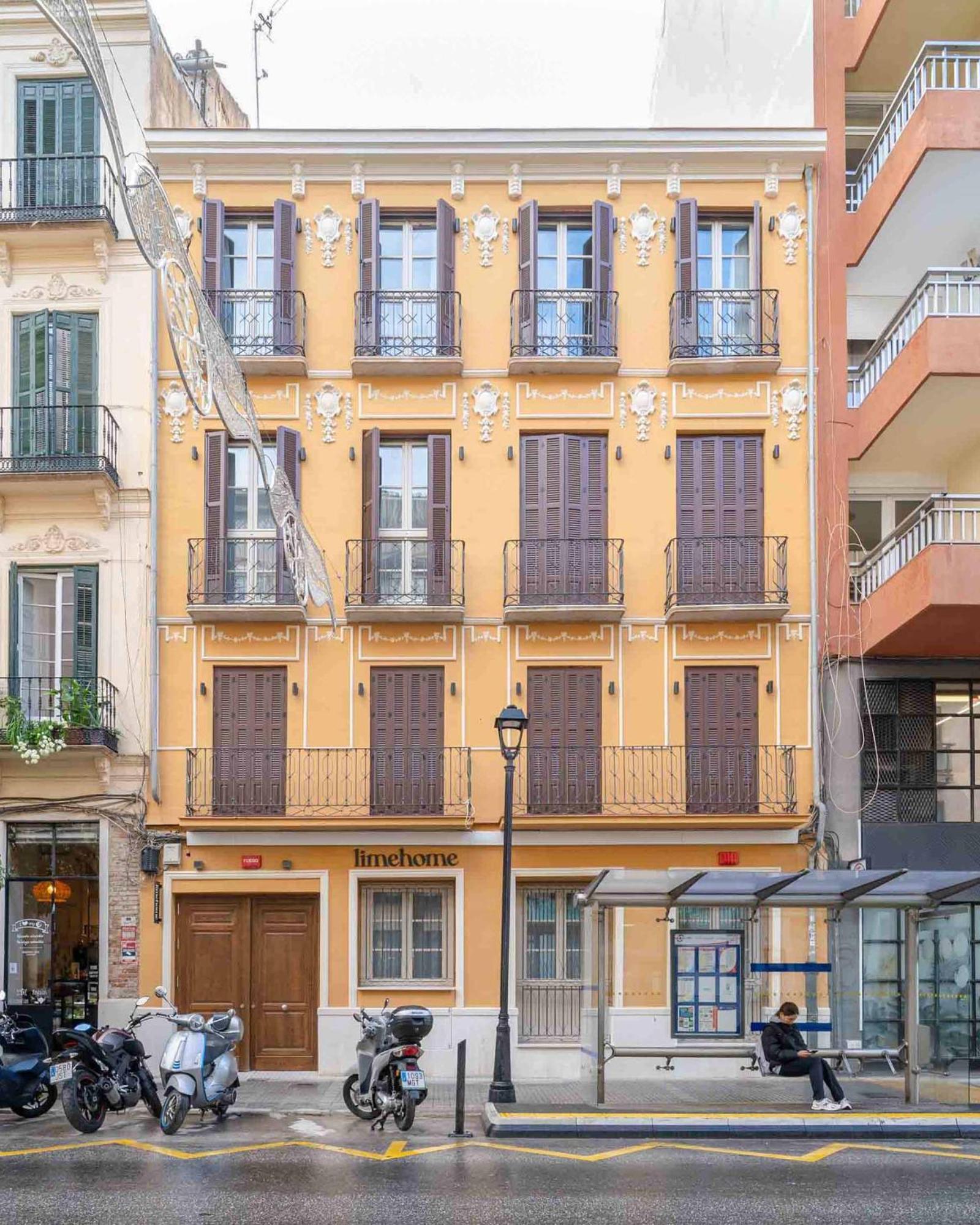 Limehome Malaga Calle Victoria Kültér fotó