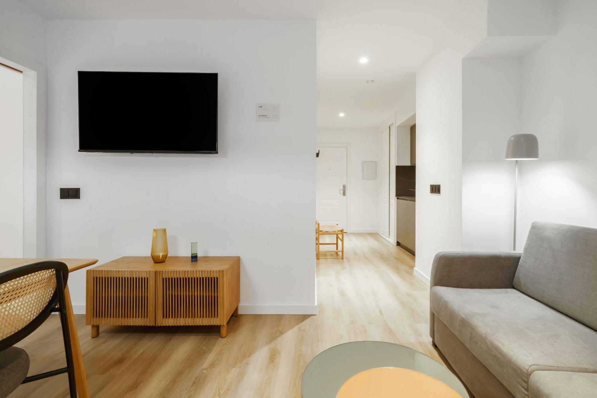 Limehome Malaga Calle Victoria Kültér fotó