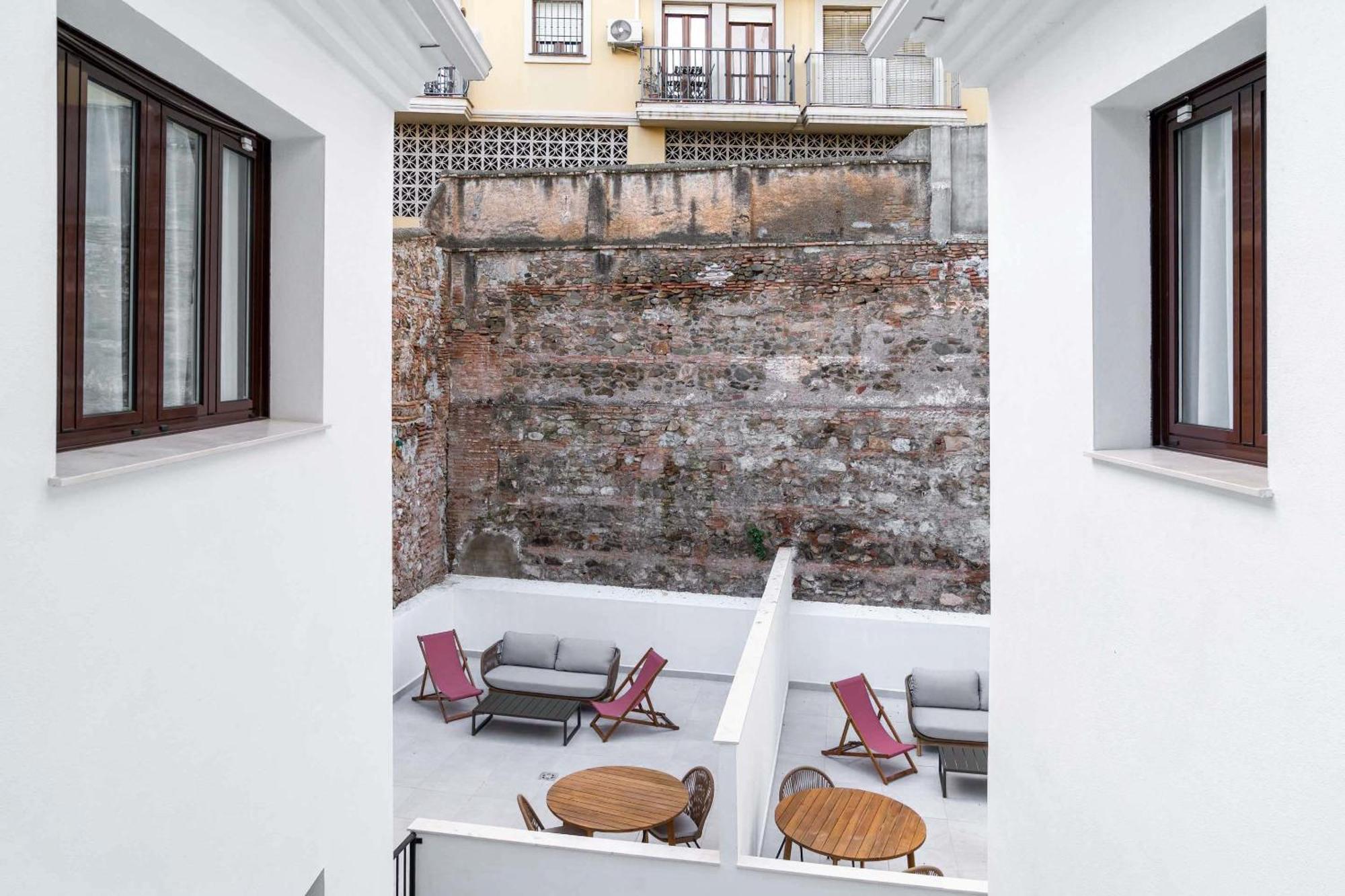Limehome Malaga Calle Victoria Kültér fotó