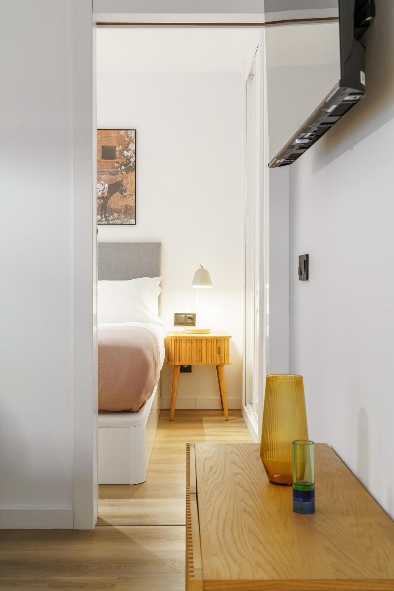 Limehome Malaga Calle Victoria Szoba fotó
