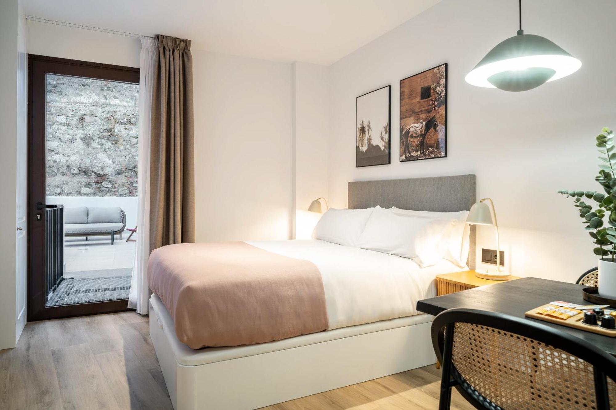 Limehome Malaga Calle Victoria Kültér fotó