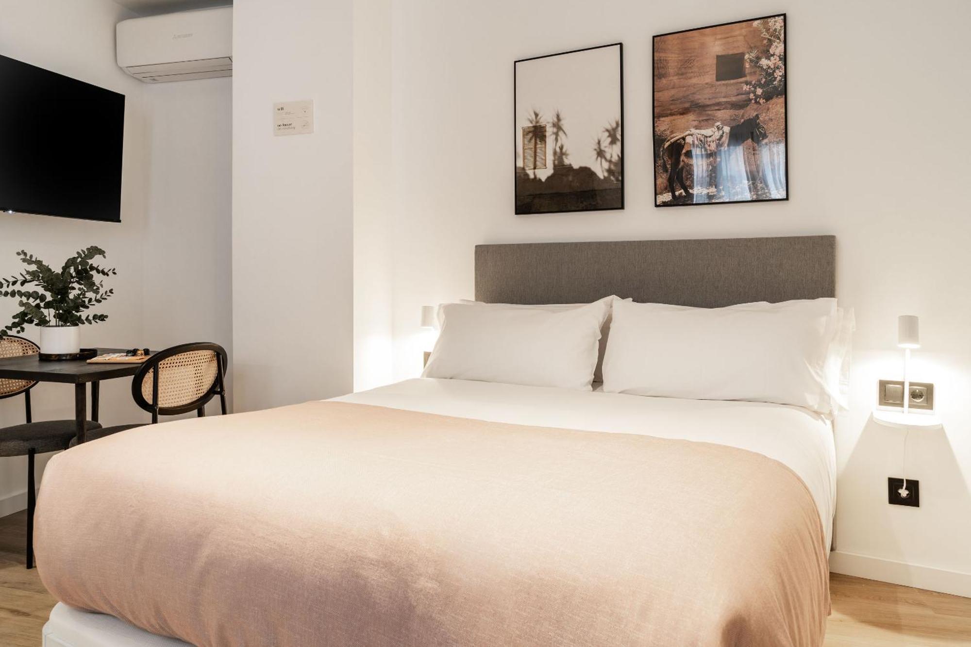 Limehome Malaga Calle Victoria Szoba fotó