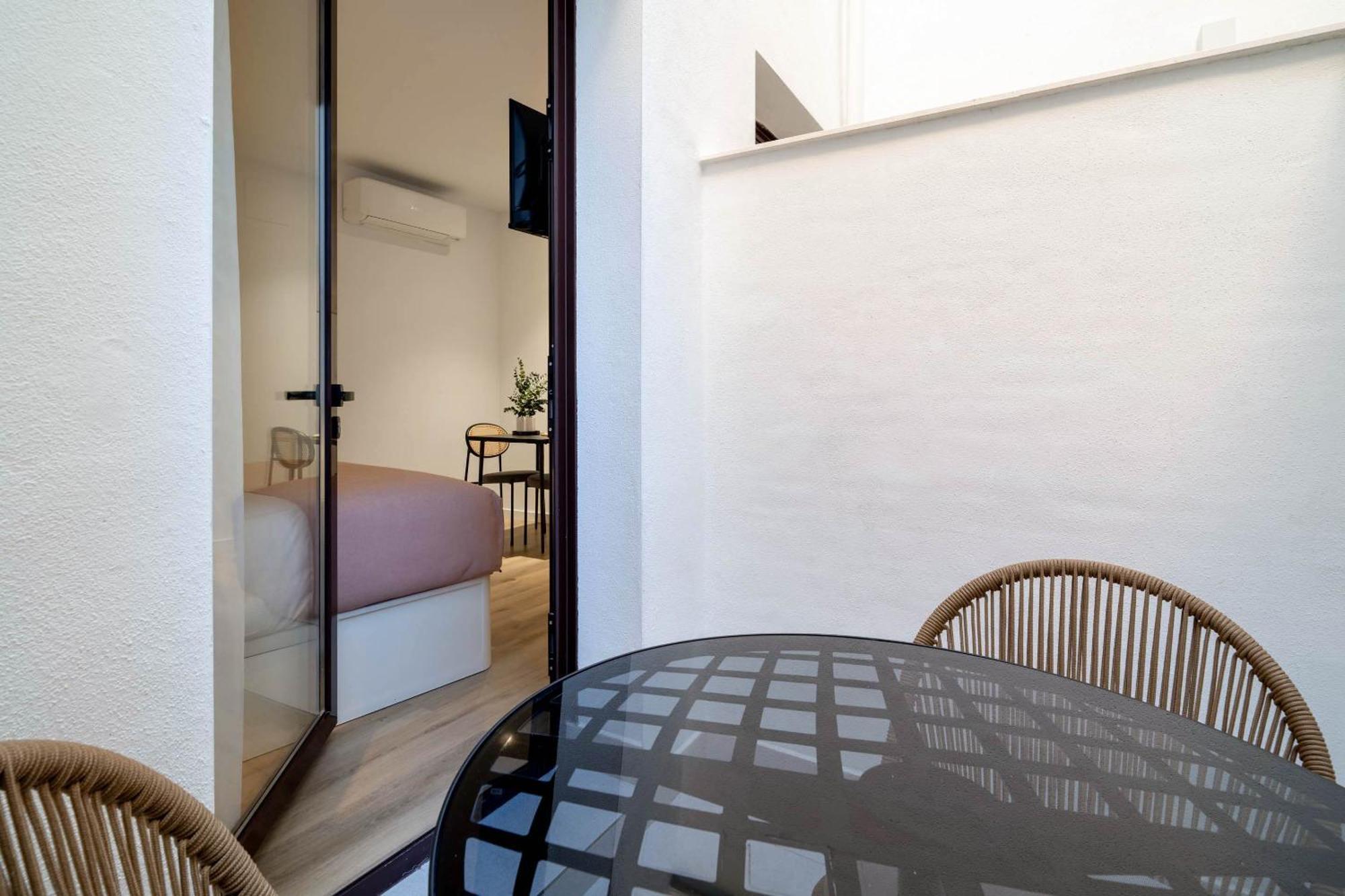 Limehome Malaga Calle Victoria Szoba fotó