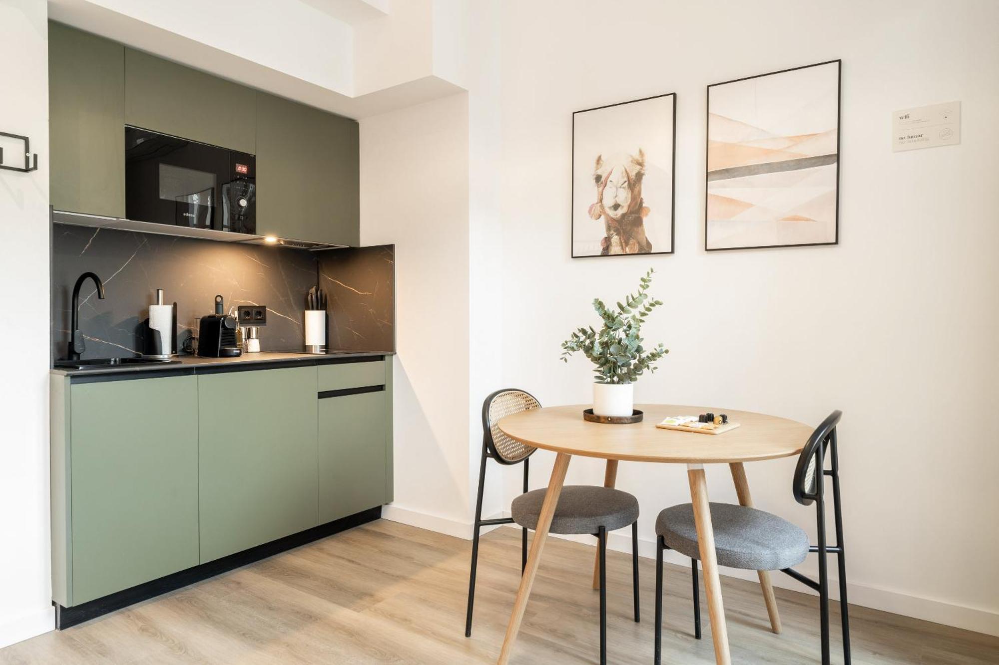 Limehome Malaga Calle Victoria Kültér fotó